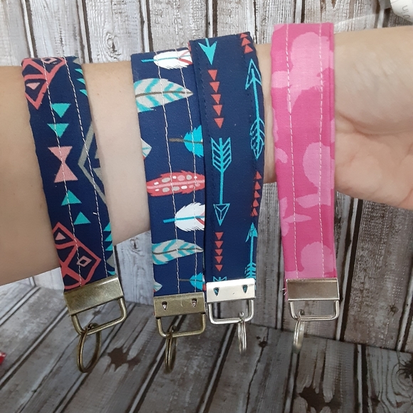 Key chain wristlet - Picture 3 of 4